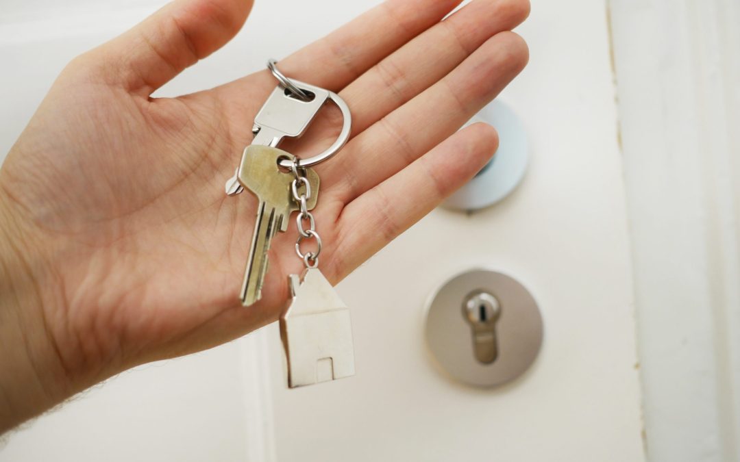 Key Benefits To Using Smart Door Locks