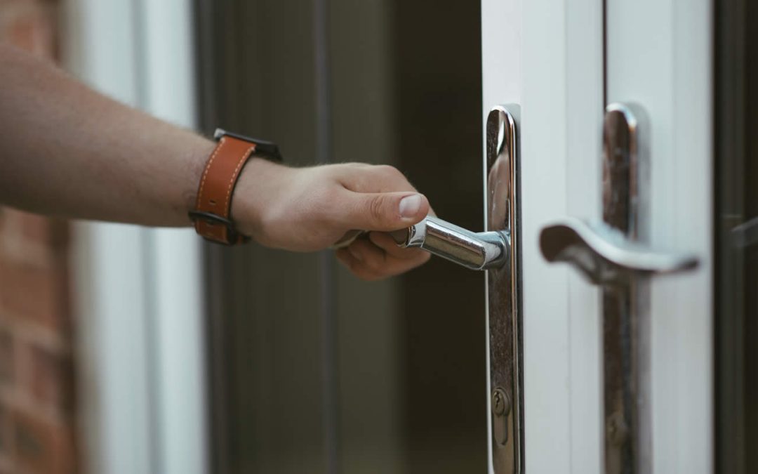 How To Get A Broken Key Out Of A Lock